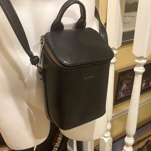 Matt & Nat Black Belt Bag